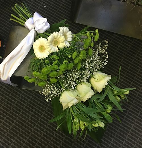 boeket wit & groen - Afbeelding 2