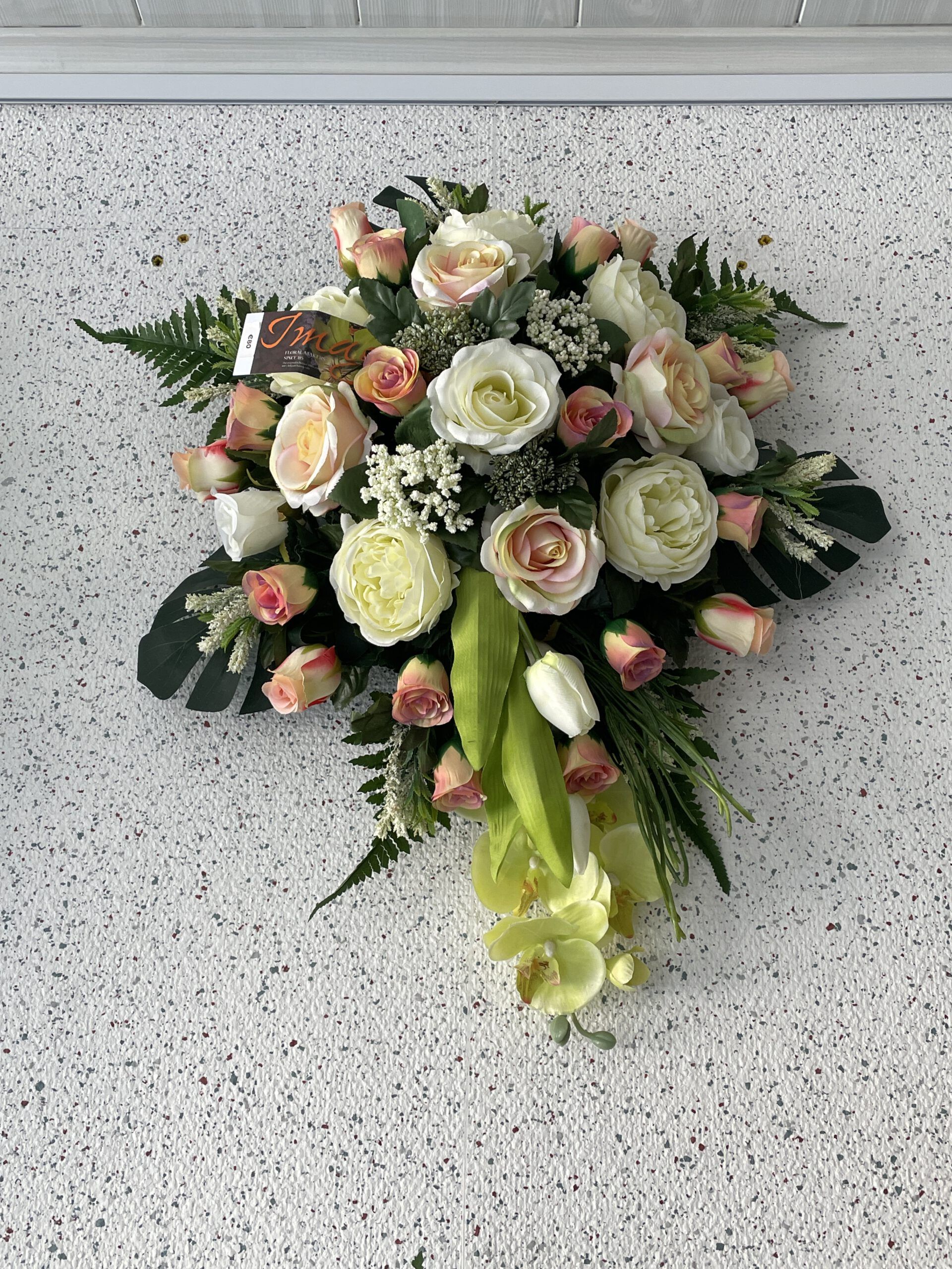 Zijden bloemstuk - Afbeelding 14