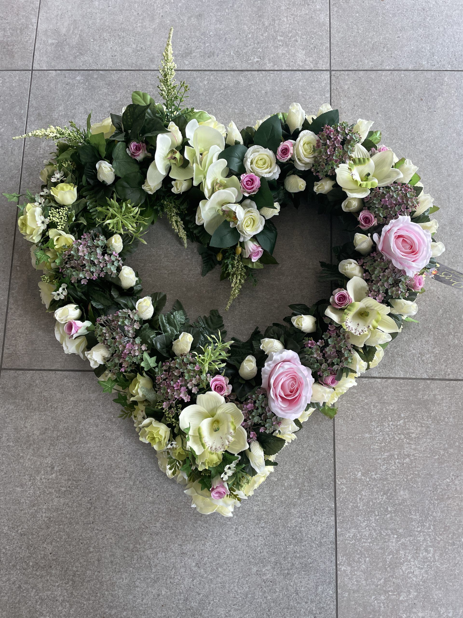 Zijden bloemstuk - Afbeelding 33